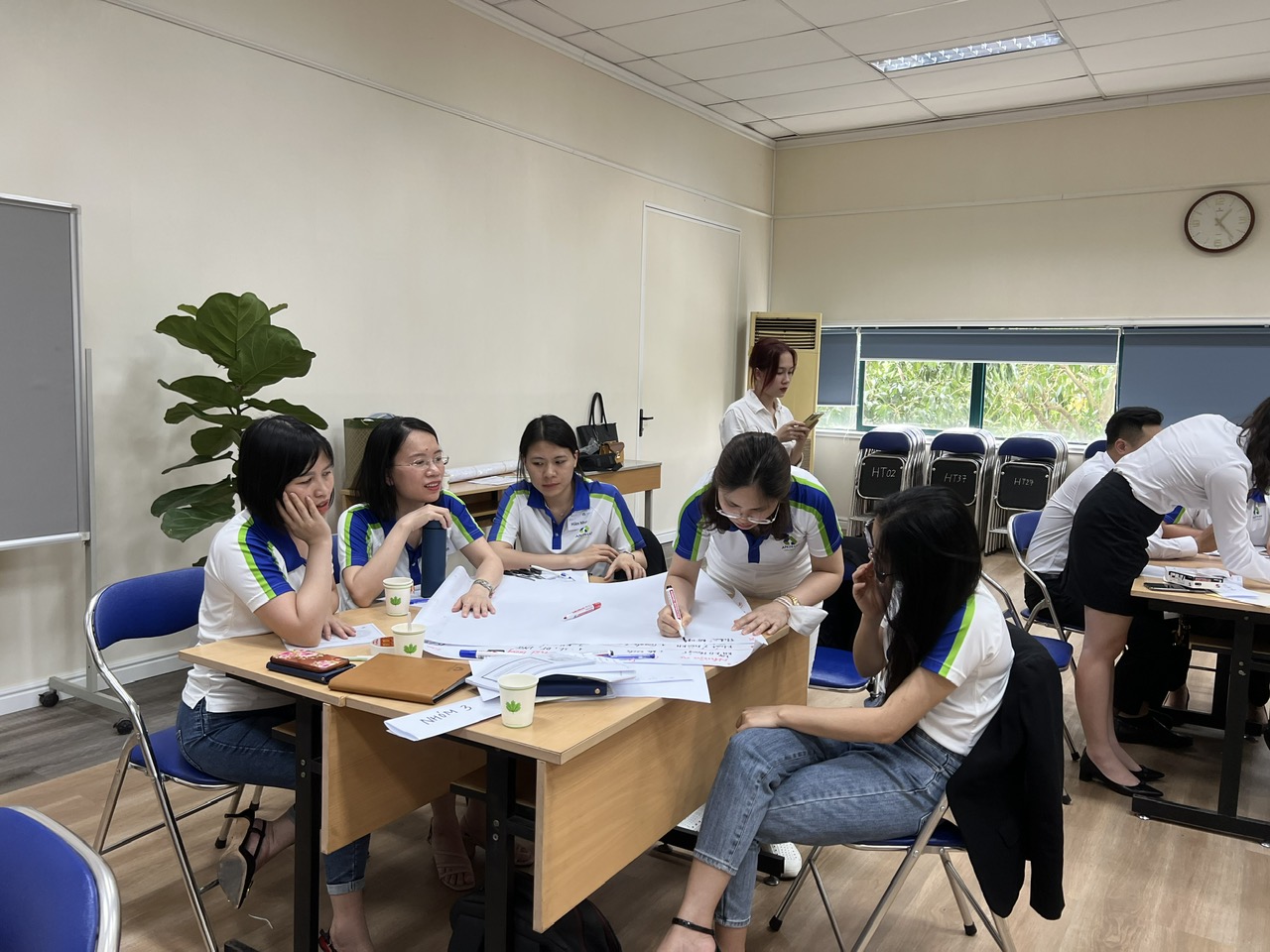 Buổi đào tạo và workshop quản trị cùng doanh nghiệp — 13