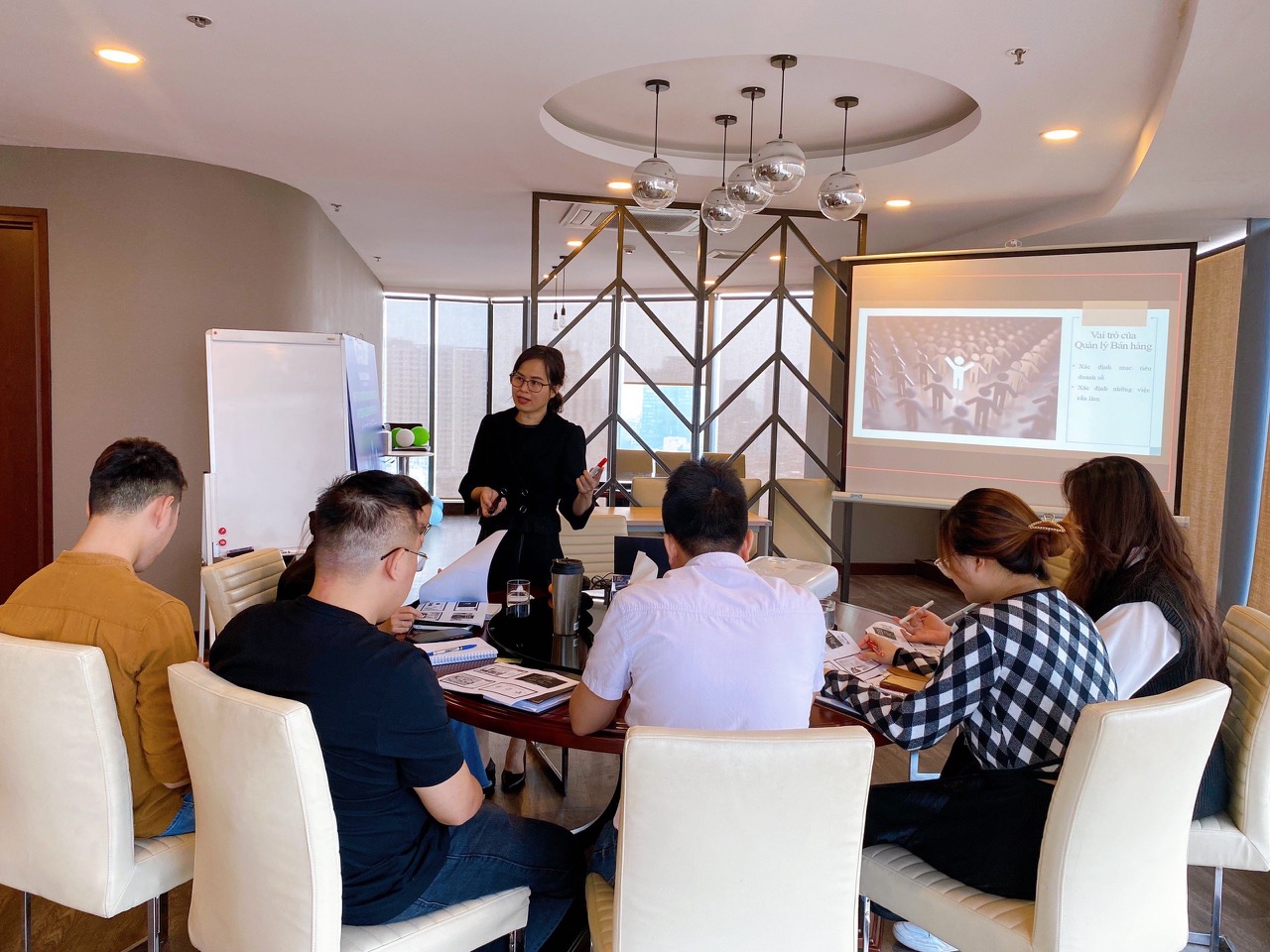 Buổi đào tạo và workshop quản trị cùng doanh nghiệp — 8