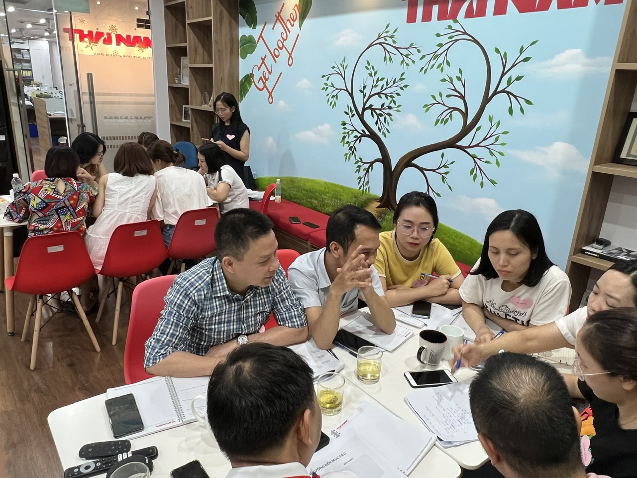 Buổi đào tạo và workshop quản trị cùng doanh nghiệp — 11